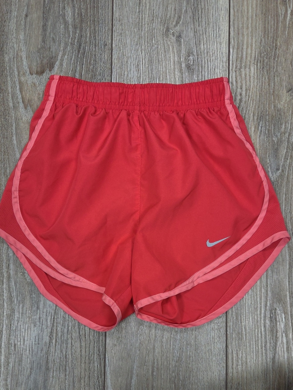 Nike Size Xsmall Coral Athletic Shorts with Pink Trim